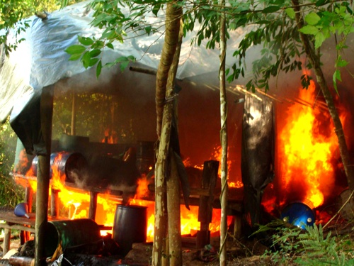 Destruyen-laboratorio-para-procesar-coca-en-Bolívar-Cauca.jpg
