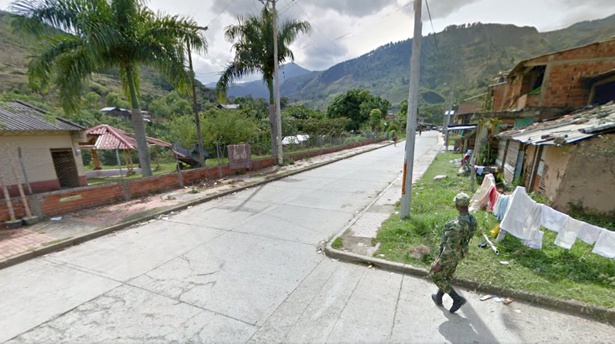 Dos-policías-heridos-tras-ataque-de-las-Farc-en-Suárez.jpg