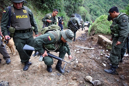 Policía-resultó-herido-en-hostigamiento-de-las-Farc-en-El-Mango-Argelia.jpg
