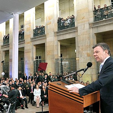 Costal con anzuelos - Santos en el Congreso