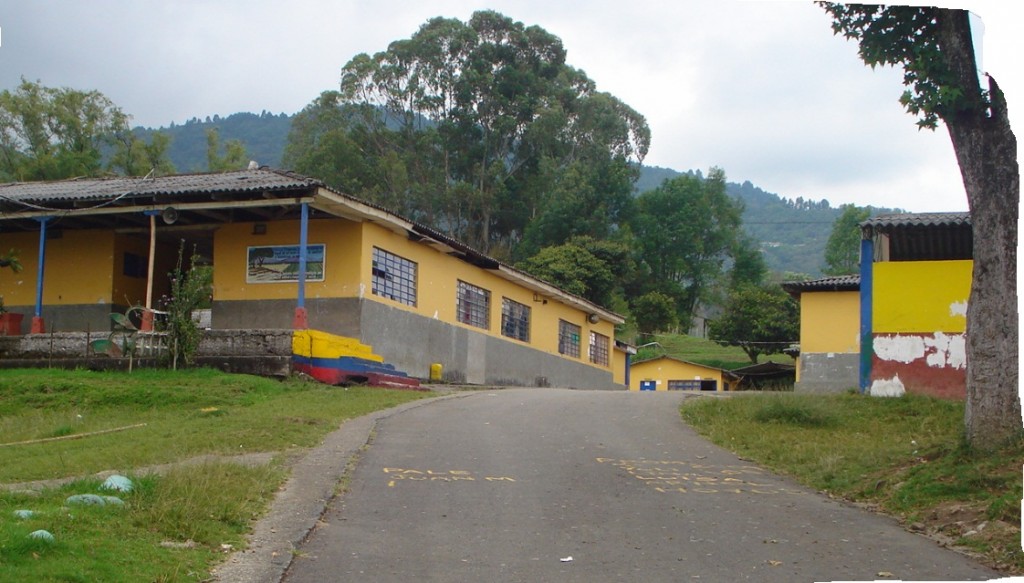 Institución-Educativa-Técnico-Tunía-1-1024x583.jpg