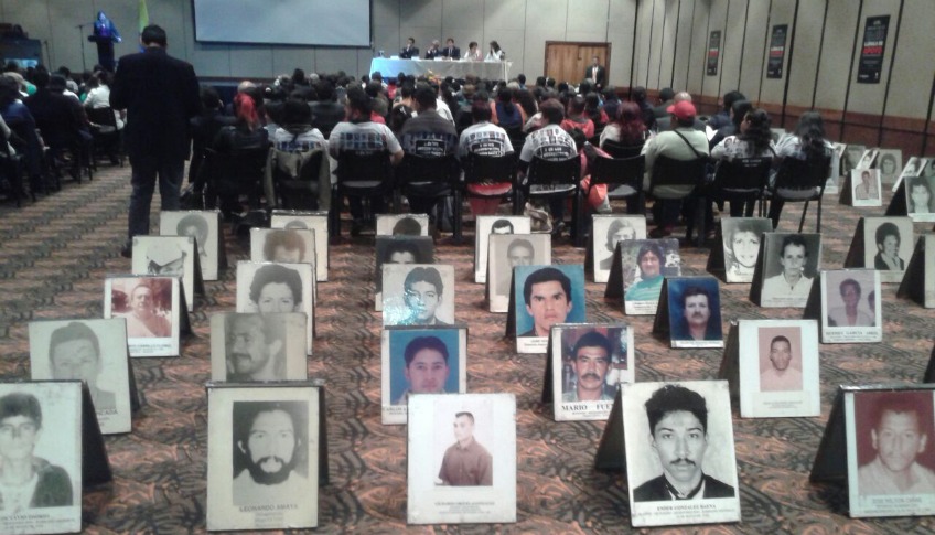 Comisión-Nacional-de-Búsqueda-de-Personas-Desaparecidas-a-la-Casa-de-Nariño-2.jpg