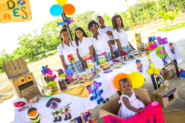 Feria-de-la-Ciencia-y-la-Tecnología-en-Guachené.jpg