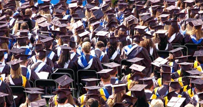 Universitarios - educación