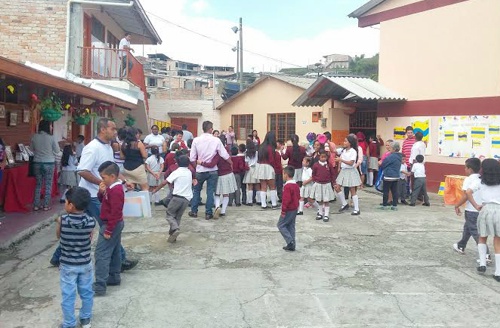 Escuela-Manuela-Beltrán-Cátedra-Popayán.jpg