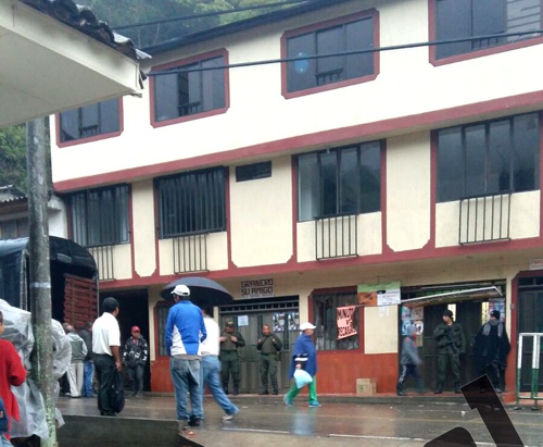 Explosión-en-La-Vega-Cauca-causó-pánico-Fotografía-El-Nuevo-Liberal.jpg