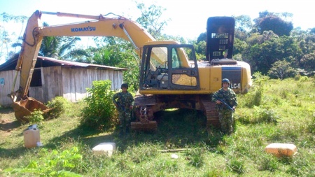 Incautan-maquinaria-para-minería-ilegal-en-límites-entre-Cauca-y-Putumayo.jpg