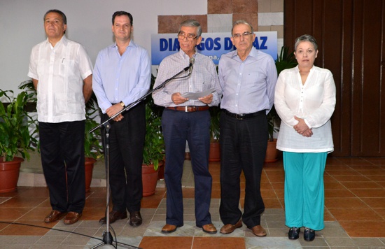 Declaracion-gral.-Mora-delegación-del-Gobierno-de-Colombia-en-La-Habana-Cuba.jpg