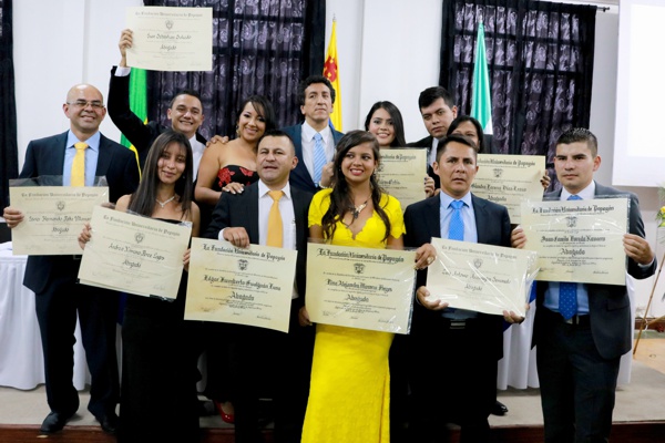 La-FUP-entregó-al-país-su-primera-promoción-de-abogados.jpg