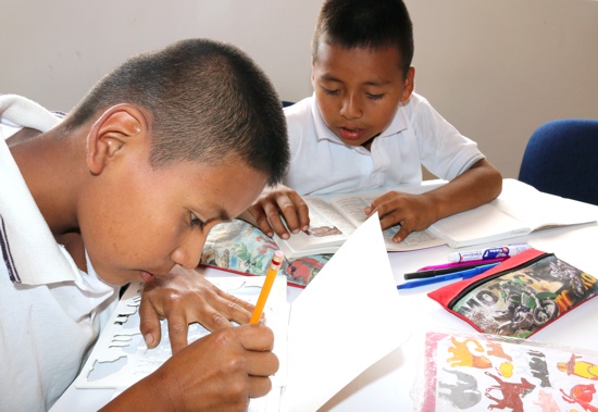Kits-escolares-estudiantes-del-Cauca.jpg