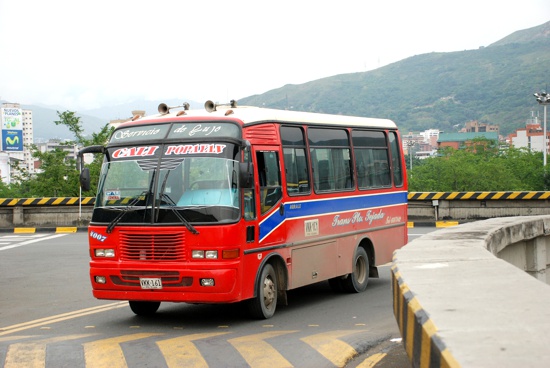 Cuatro-heridos-en-intento-de-asalto-a-bus-intermunicipal-Transportes-Puerto-Tejada.jpg