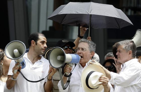 MARCHA-URIBISTA.jpg