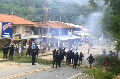 ESMAD-en-confrontaciones-con-comunidades-afro-en-Santander-de-Quilichao.jpg