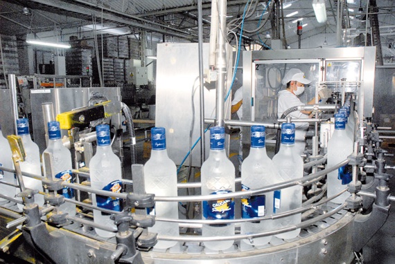 Industria-Licorera-del-Cauca-Aguardiente-Caucano.jpg