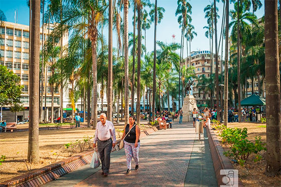 Plaza-de-Caycedo---Cali,-Valle