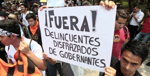 PAZ-PARA-EL-PUEBLO-Y-GUERRA-A-LOS-CORRUPTOS.jpg