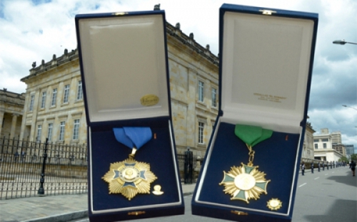 medallas-luis-carlos-galan-y-pedro-pascacio.jpg