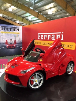 Ferrari-Kids.jpg