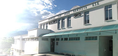 Hospital-San-Juan-Bautista-de-Chaparral-Asmet-Salud-realiza-traslado-de-pacientes.jpg