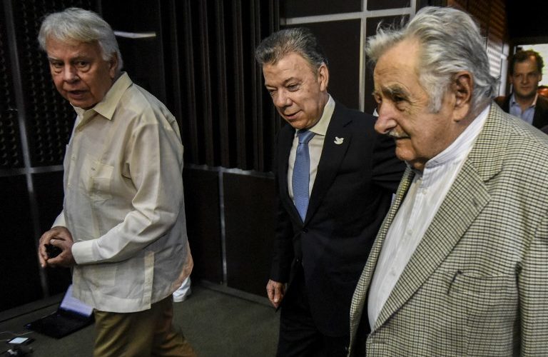 Santos-Gonzalez-Mujica-LA-FM-AFP-768x500.jpg