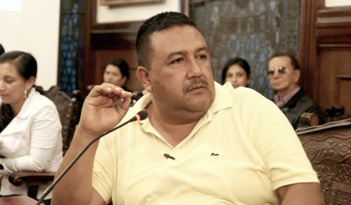LUIS SANCHEZ IMAGEN BAJADA DE INTERNET