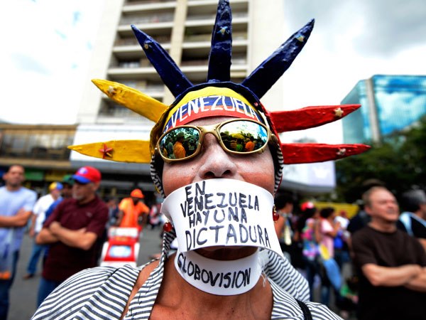 DICTADURA-EN-VENEZUELA.jpg
