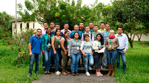 Sistema de Información Geográfica para la planificación de los recursos agrícola, minero, hídrico y forestal del Cauca
