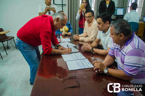 Bonilla Soto inscribió candidatura a la Cámara por el Cauca Bonilla Soto inscribió candidatura a la Cámara por el Cauca