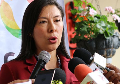 Campo-Hurtado-asignó-3-mil-millones-para-indígenas-2.jpg