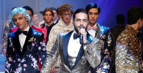 Maluma cerrando el desfile anual de Dolce y Gabana en Milán Maluma cerrando el desfile anual de Dolce y Gabana en Milán