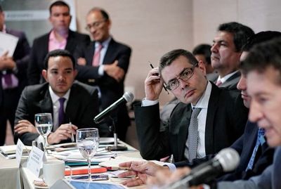 NO-A-LA-RE-CENTRALIZACIÓN-Gobernador-del-Cauca-2.jpg