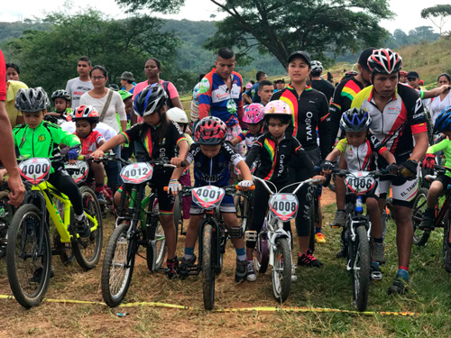 Santander de Quilichao pedalea al ritmo del ciclomontañismo