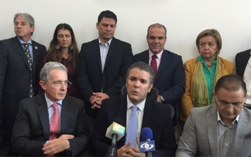 Uribe, un desafío a la institucionalidad