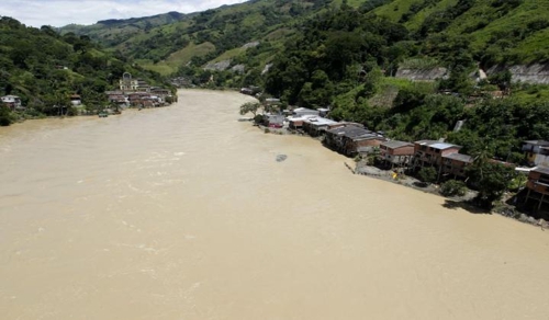 Hidroituango-sigue-inmersa-en-un-mar-de-dudas-1.jpg