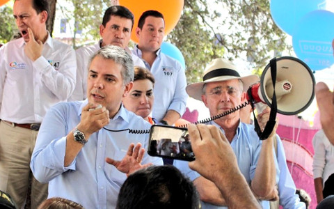 Duque es Presidente de la República por obra de Uribe y, por ello, mucha gente cree que gobernará como un títere