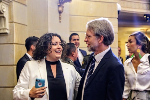 mockus-congreso.jpg
