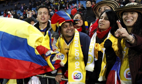 seguidores-del-real-madrid-colombianos-en-el-estadio-santiago-bernabeu.jpg
