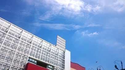 CIELO TEÑIDO DE AZUR
