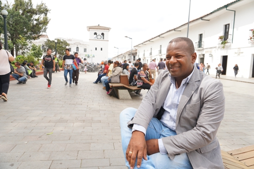 Elías-Larrahondo-Carabalí.jpg