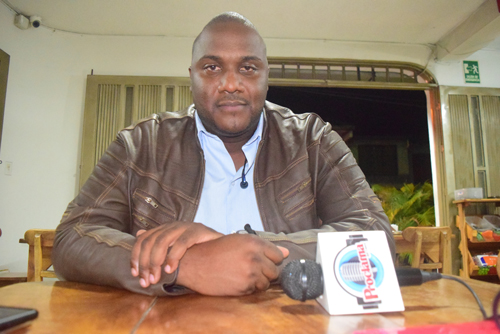 Oscar-Eduardo-Angola-Lasso-gerente-ESE-Guapi.jpg