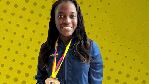 Caucana-viste-de-oro-a-Colombia-en-Suramericano-de-Atletismo-1.gif