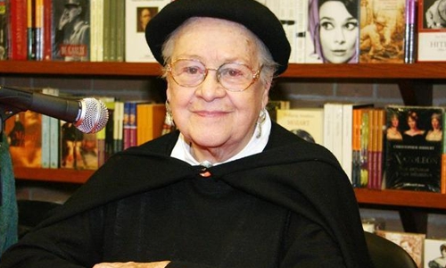 MARUJA-VIEIRA-WHITE-POETA.jpg