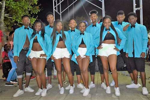The-Leaders-una-familia-unida- The-Leaders-una-familia-unida-