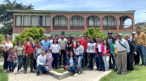 Cultivadores-caucanos-de-fresa-reciben-apoyo-Departamental.jpg