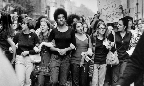 UN-CONVENIENTE-FEMINISMO UN-CONVENIENTE-FEMINISMO