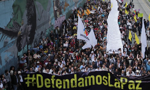 De-la-protesta-social-y-los-derechos-humanos.jpg