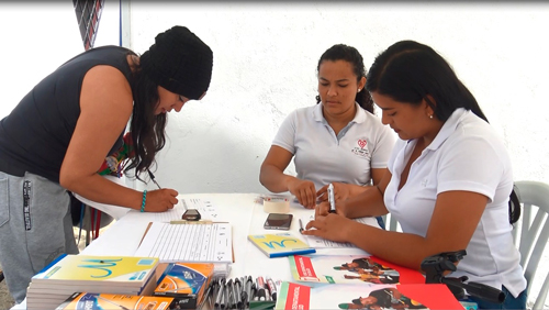 Primer-Foro-Departamental-de-Salud-en-El-Tambo-...jpg