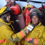 Con berraquera una mujer se convirtió en comandante de bomberos