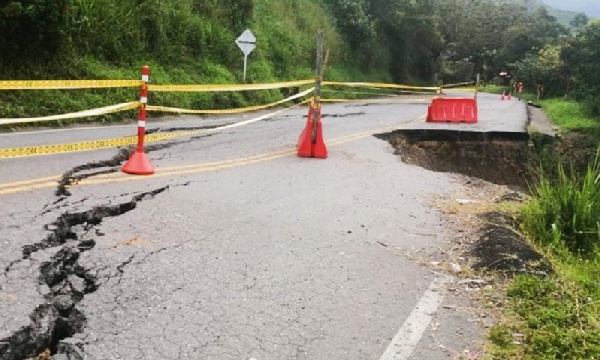 Las-pésimas-carreteras-del-sur.jpg