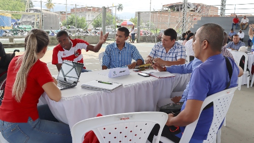 Diálogos-participativos-llegan-al-municipio-de-Pradera-2.jpg